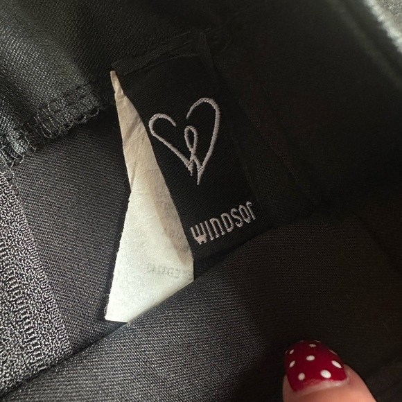 Windsor Black Pencil Skirt - Picture 2 of 3